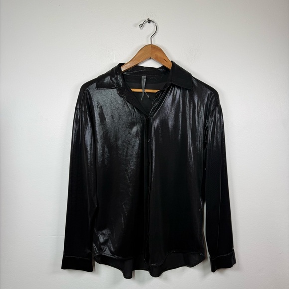 Anthropologie Shine Long-Sleeve Buttondown Shirt - Picture 2 of 5